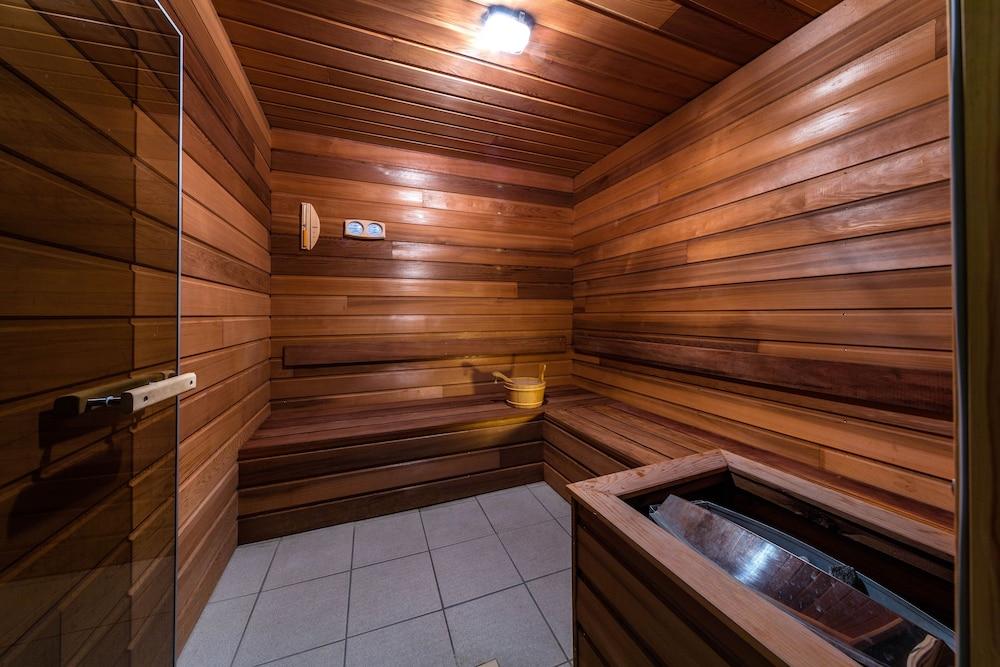 Terres De France - Le Domaine De Bacchus Hotel Saint-Christol  Екстериор снимка
